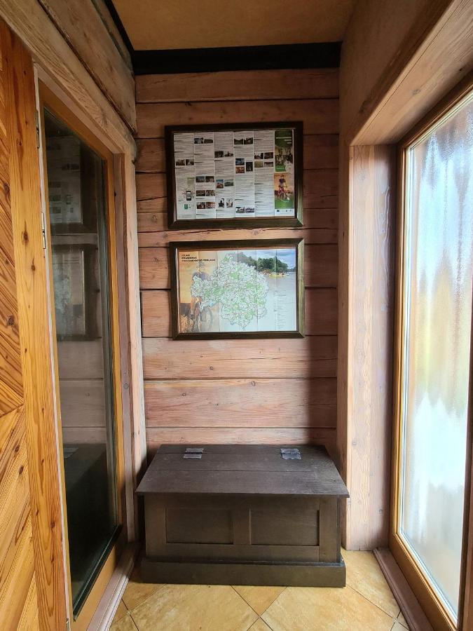 Dworek Ogrodniki, Caloroczny Dom Na Wylacznosc, Basen, Sauna, Las, Staw Rybny, Altana Grillowa, Ognisko, Pianino, Kominek, Piec Chlebowy, Duza Ogrodzona Posesja Tuczna Esterno foto